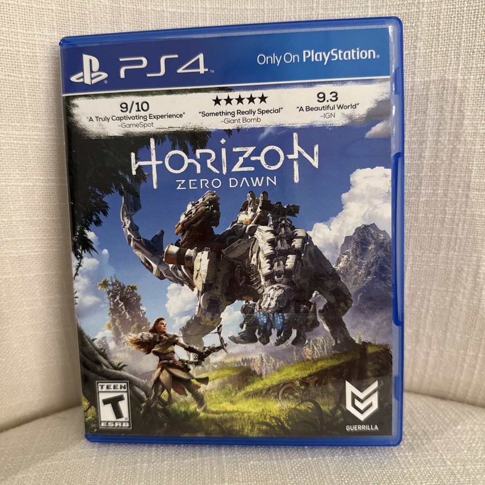Horizon Zero Dawn - Sony PlayStation 4 Pre Owned‎ Tested and Working
